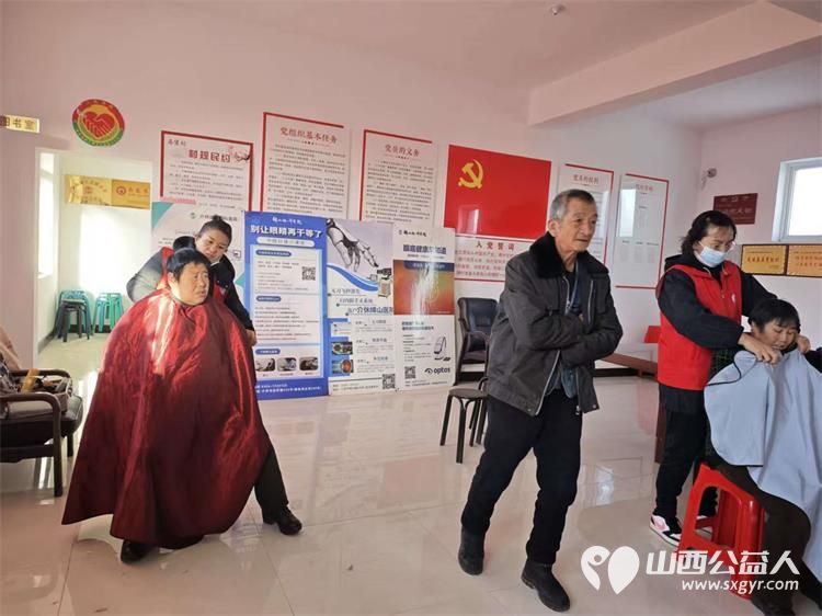 介休市敬老协会孝善行之敬老爱老助老活动2026年1月10日组织志愿者走进绵山镇马堡村为60岁以上所有老人理发体检 - 第4张