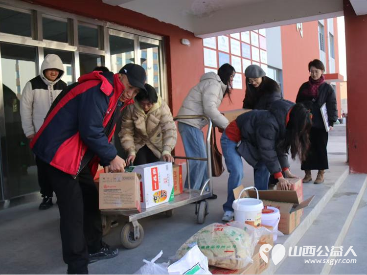 感谢山西凯威精英教育咨询有限公司走进太原市灵星社区服务中心为孩子们捐赠生活学习用品感恩前行路上有你们支持与陪伴 - 第2张