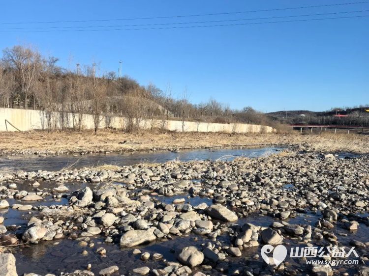 保护母亲河 阳泉义工联合会2026年1月11日组织义工巡河净滩活动在白羊墅湿地公园开展 - 第35张