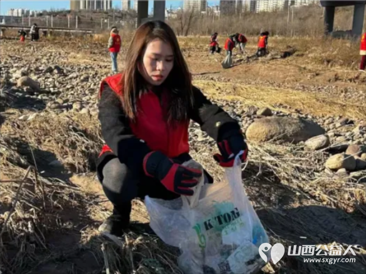 保护母亲河 阳泉义工联合会2026年1月11日组织义工巡河净滩活动在白羊墅湿地公园开展 - 第18张