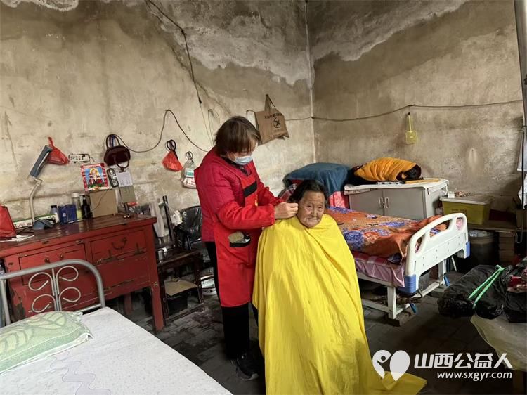 浓浓敬老情情暖夕阳红 长治市阳光困境儿童帮扶协会志愿者走进上党区西火镇峰北底村开展义务理发活动 - 第17张 - 山西公益人 浓浓敬老情情暖夕阳红 长治市阳光困境儿童帮扶协会志愿者走进上党区西火镇峰北底村开展义务理发活动 - 第17张