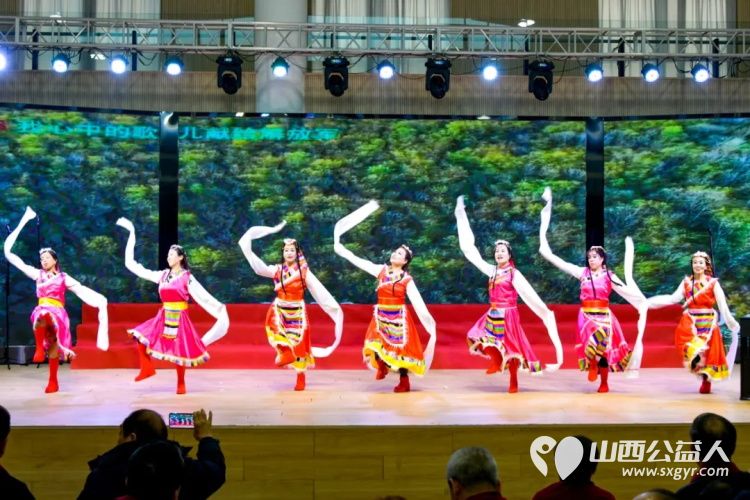 忻府区三晋文化研究会春之音合唱团2026年迎新春联谊会圆满举行用歌声与欢笑奏响春日序曲 - 第53张 - 山西公益人 忻府区三晋文化研究会春之音合唱团2026年迎新春联谊会圆满举行用歌声与欢笑奏响春日序曲 - 第53张