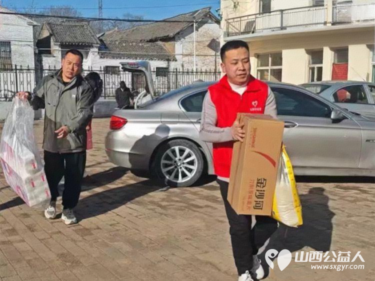 新岁启封初心不改 长治圆梦公益协会组织志愿者来到长治市西北呈村看望残疾老人和五保户并送去米面油面片方便面等生活物资 - 第15张 - 山西公益人 新岁启封初心不改 长治圆梦公益协会组织志愿者来到长治市西北呈村看望残疾老人和五保户并送去米面油面片方便面等生活物资 - 第15张