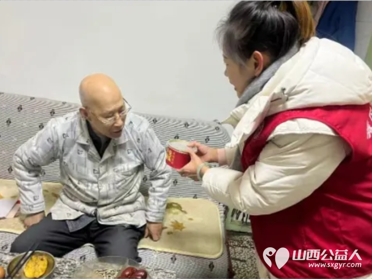一碗腊八粥温暖一座城 阳泉市义工联合会第十三届“浓情腊八爱心粥”公益活动一碗碗饱含深情的腊八粥送到了独居老人环卫工人户外工作者及路人手中 - 第52张 - 山西公益人 一碗腊八粥温暖一座城 阳泉市义工联合会第十三届“浓情腊八爱心粥”公益活动一碗碗饱含深情的腊八粥送到了独居老人环卫工人户外工作者及路人手中 - 第52张