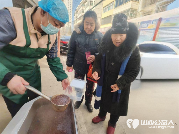 长治雨花斋二部第九届腊八施粥：九年温情暖古城从腊八节前两天开始连续四天将为市民免费赠送3000份腊八粥 - 第4张