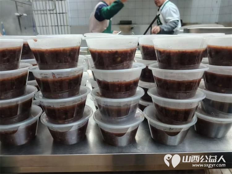 长治雨花斋二部第九届腊八施粥：九年温情暖古城从腊八节前两天开始连续四天将为市民免费赠送3000份腊八粥 - 第3张