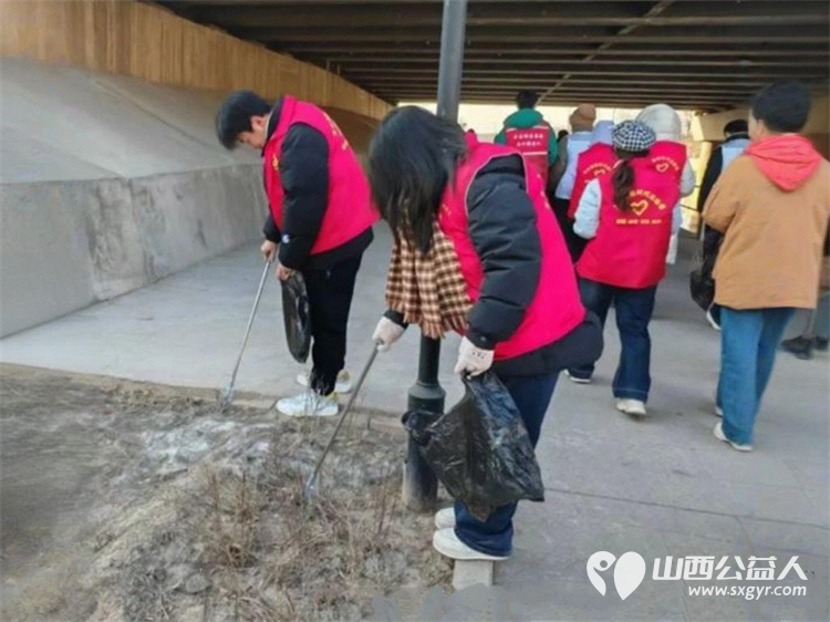 守护生态绿我们一直在行动 1月24日文水县爱心帮扶志愿者协会继续组织返乡大学生与志愿者们共同奔赴文峪河畔合力清理出4袋垃圾 - 第12张
