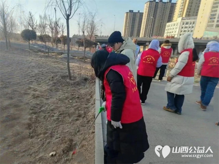 守护生态绿我们一直在行动 1月24日文水县爱心帮扶志愿者协会继续组织返乡大学生与志愿者们共同奔赴文峪河畔合力清理出4袋垃圾 - 第10张