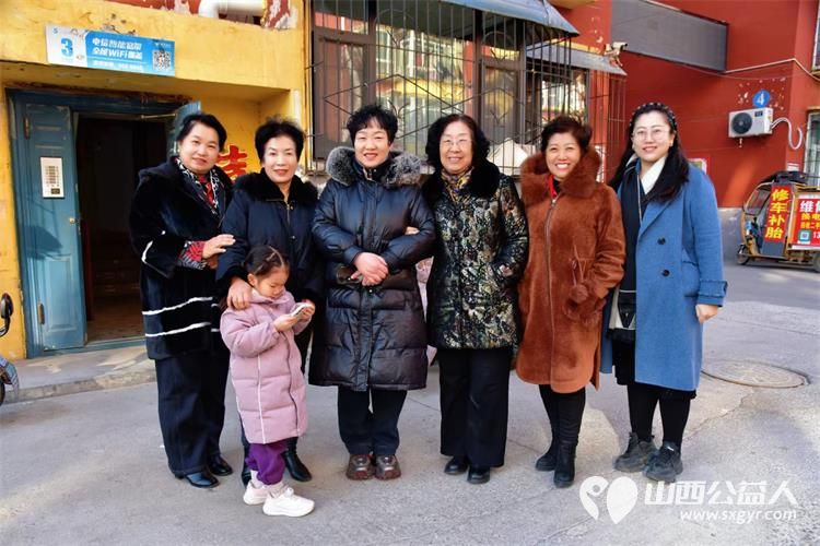 太原市学花志愿服务中心党支部组织志愿者对全国劳模王收秋、全国劳模董林、中国好人陈银娃进行了慰问感谢山西永乐苑粮油食品有限公司的赞助 - 第2张