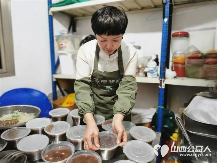 长治雨花斋二部第九届腊八施粥：九年温情暖古城从腊八节前两天开始连续四天将为市民免费赠送3000份腊八粥 - 第12张