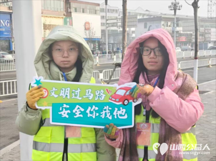 携手志愿之行共绘家乡之美 文水县爱心帮扶志愿者协会组织返乡大学生与志愿者们共同奔赴文峪河畔、县城重要路口服务县城的和谐稳定 - 第10张