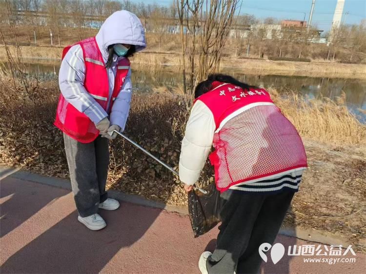 青春志愿行守护母亲河----文水县爱心帮扶志愿者协会文峪河保护维持交通秩序志愿服务活动1月28日第七天纪实 - 第6张
