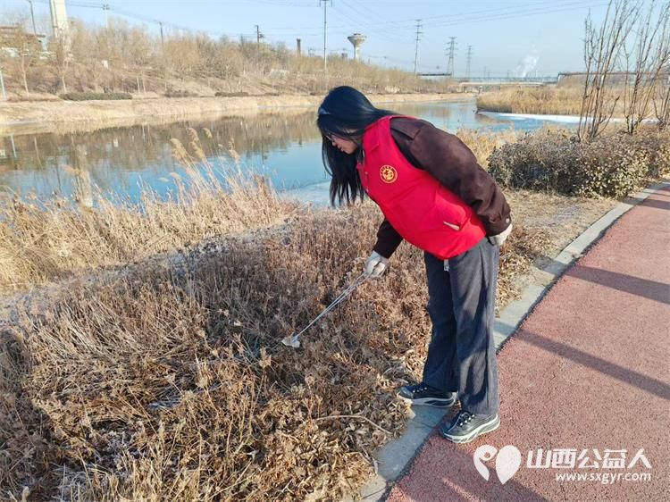 青春志愿行守护母亲河----文水县爱心帮扶志愿者协会文峪河保护维持交通秩序志愿服务活动1月28日第七天纪实 - 第13张