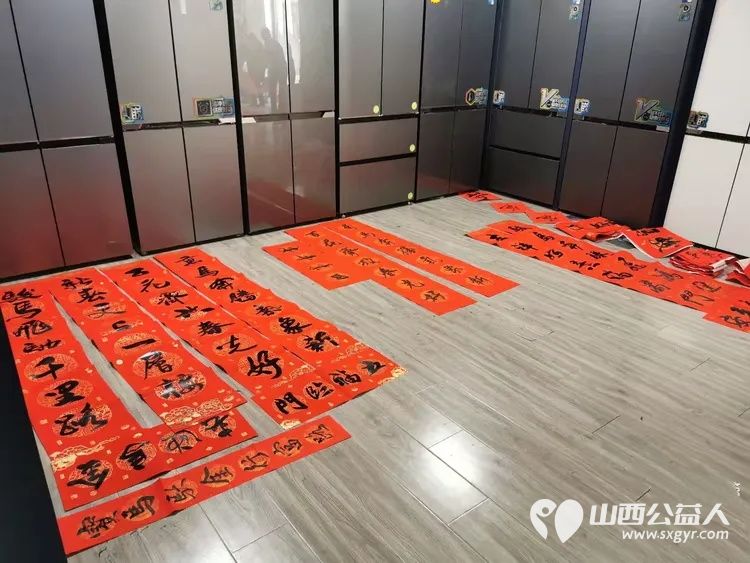 墨香送福情暖寒冬----长治市小雨点公益志愿者协会思源分会举办了慰问孤寡老人及赠送春联活动 - 第31张