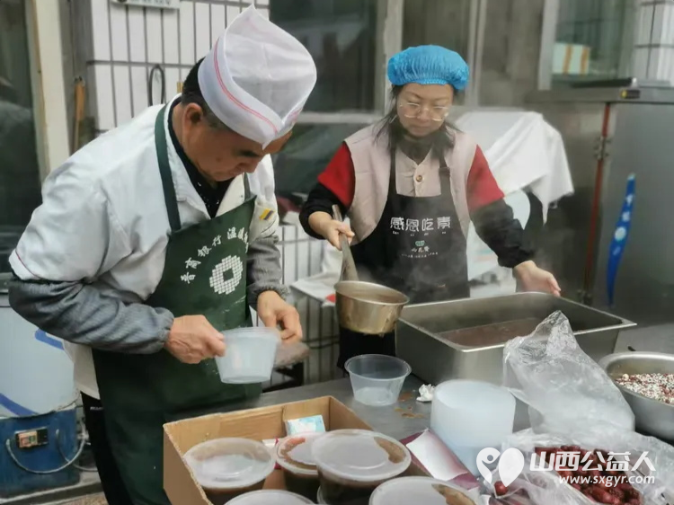 墨香送福情暖寒冬----长治市小雨点公益志愿者协会思源分会举办了慰问孤寡老人及赠送春联活动 - 第10张
