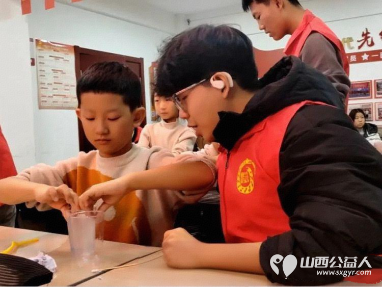 帮你带娃 临汾市大学生返家乡社会实践活动启动仪式举行将在26个社区开展公益课堂破解家长看护难的痛点为少年儿童撑起一片充实的假期天空 - 第4张