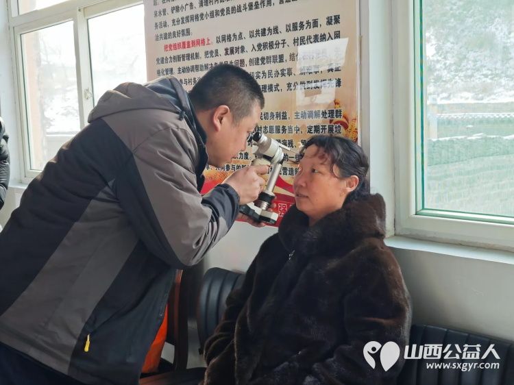 介休市敬老协会孝善行活动2026年1月31日走进龙凤镇峪子村﻿为60岁以上所有老人爱心理发体检践行为老服务理念惠及我市老年人 - 第12张