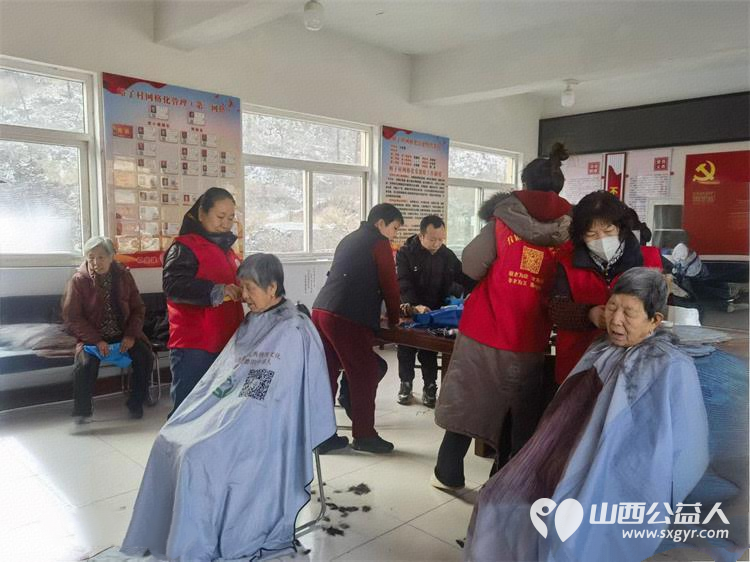 介休市敬老协会孝善行活动2026年1月31日走进龙凤镇峪子村﻿为60岁以上所有老人爱心理发体检践行为老服务理念惠及我市老年人 - 第5张