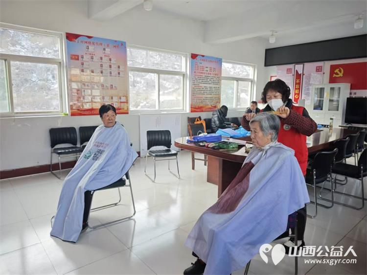 介休市敬老协会孝善行活动2026年1月31日走进龙凤镇峪子村﻿为60岁以上所有老人爱心理发体检践行为老服务理念惠及我市老年人 - 第11张