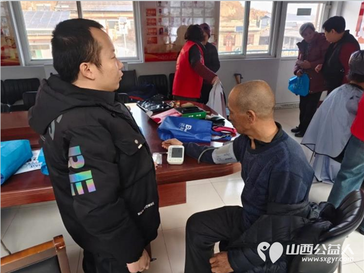 介休市敬老协会孝善行活动2026年1月31日走进龙凤镇峪子村﻿为60岁以上所有老人爱心理发体检践行为老服务理念惠及我市老年人 - 第14张