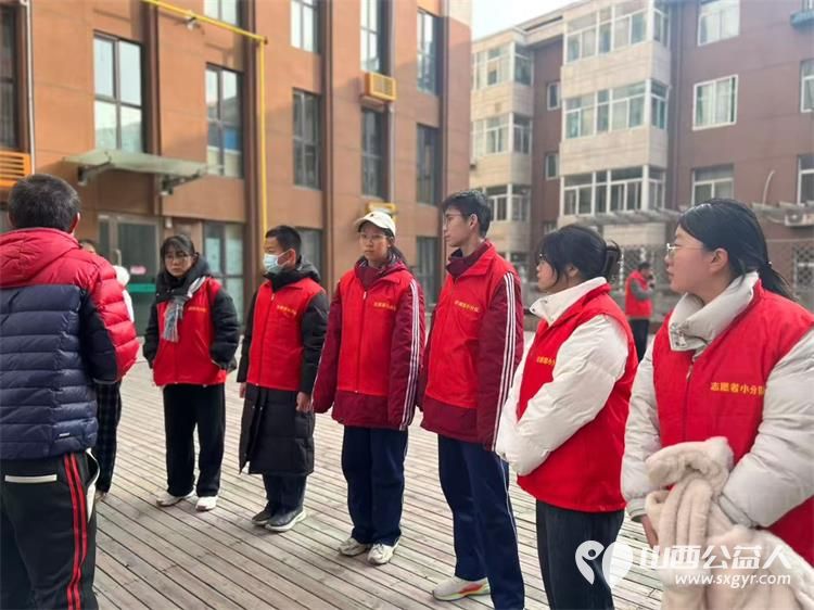 太原市志愿者小分队组织志愿者去享堂养老院看望慰问老人们让老人们感受到了家人般的关怀与温暖也生动诠释了无私奉献的志愿精神 - 第36张