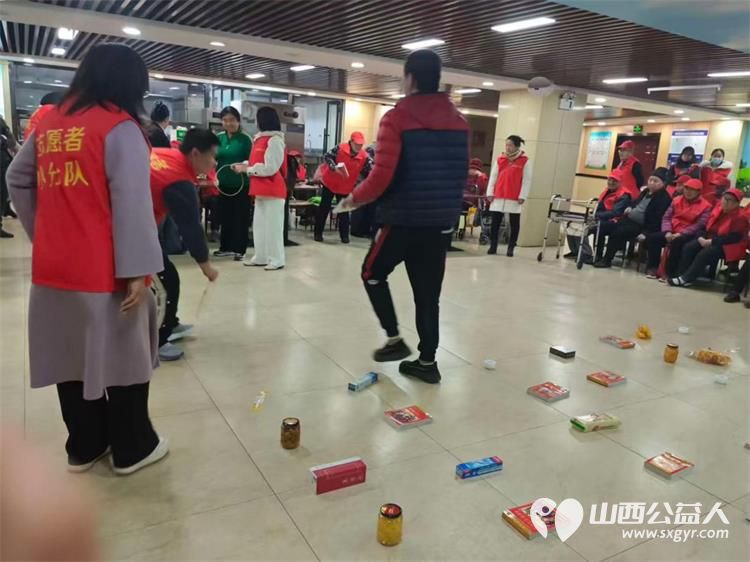 太原市志愿者小分队组织志愿者去享堂养老院看望慰问老人们让老人们感受到了家人般的关怀与温暖也生动诠释了无私奉献的志愿精神 - 第35张