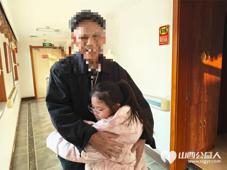 太原市志愿者小分队组织志愿者去享堂养老院看望慰问老人们让老人们感受到了家人般的关怀与温暖也生动诠释了无私奉献的志愿精神 - 第27张