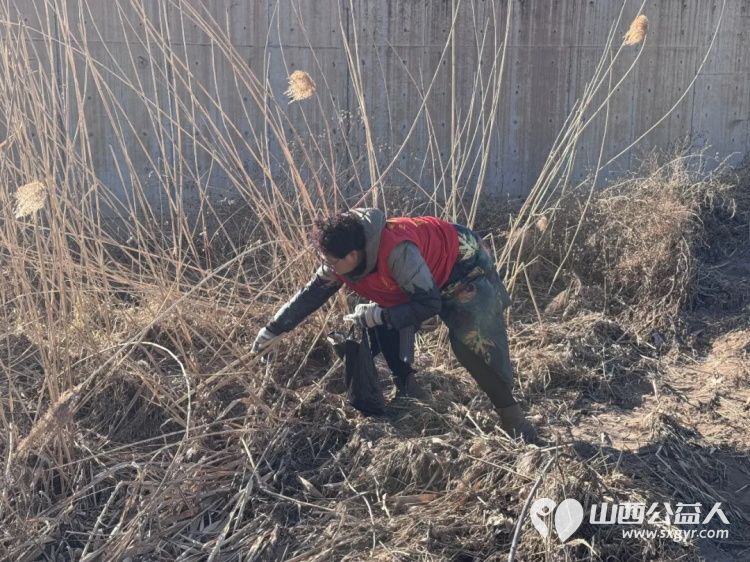 保护母亲河 阳泉市义工联合会2026年2月1日组织21名义工和民间巡河员为爱集结巡河净滩活动在白羊墅湿地公园开展 - 第17张
