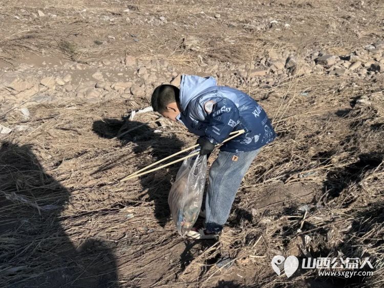 保护母亲河 阳泉市义工联合会2026年2月1日组织21名义工和民间巡河员为爱集结巡河净滩活动在白羊墅湿地公园开展 - 第11张