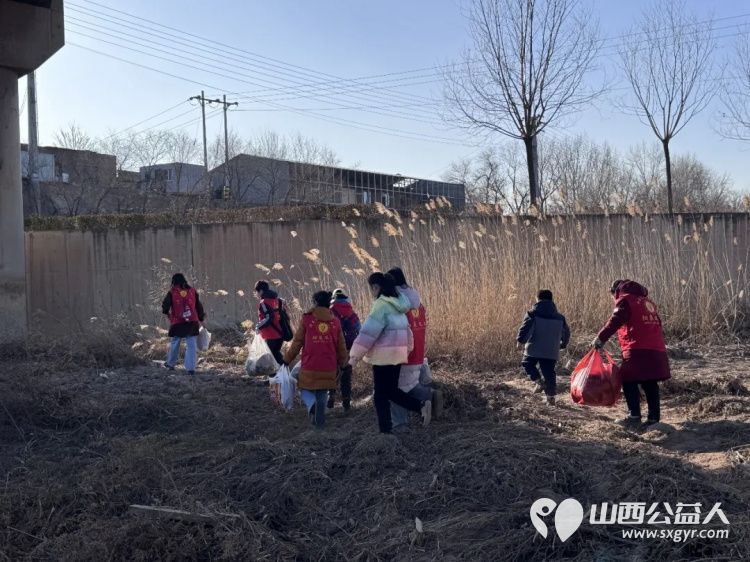 保护母亲河 阳泉市义工联合会2026年2月1日组织21名义工和民间巡河员为爱集结巡河净滩活动在白羊墅湿地公园开展 - 第9张