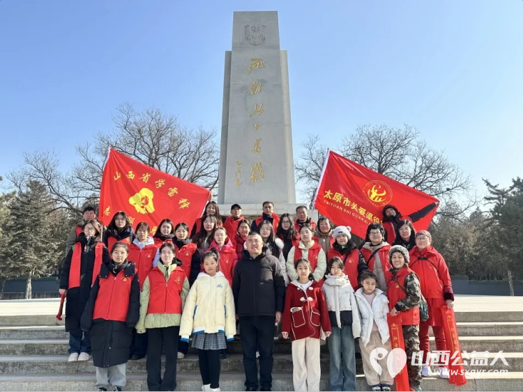 情暖军属守初心志愿同行贺新春 山西省学雷锋志愿服务总队的志愿者们在太原解放纪念馆活动现场将新春的问候与诚挚的敬意送至军属身旁让红色精神在志愿服务中薪火相传 - 第14张