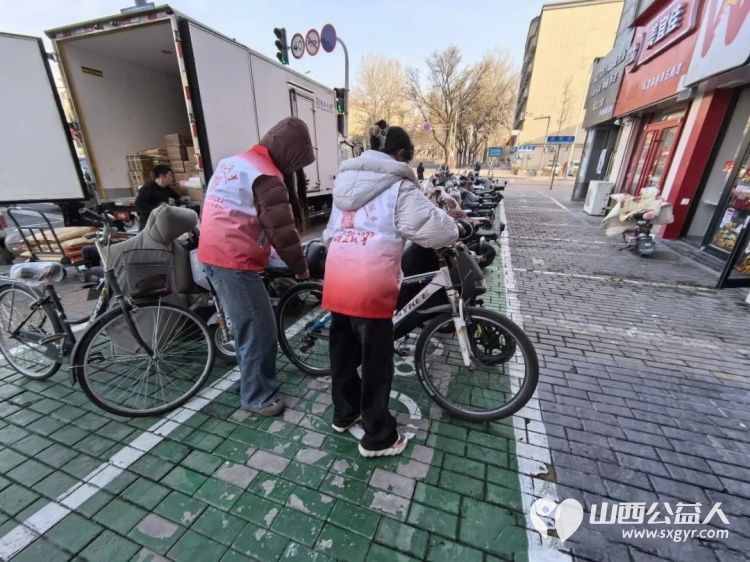 志愿同行暖人心文明出行启新篇----长治市正能量公益协会举行了文明出行志愿服务活动的启动仪式利用寒假黄金时期组织大学生志愿者为城市文明建设贡献力量 - 第26张 - 山西公益人 志愿同行暖人心文明出行启新篇----长治市正能量公益协会举行了文明出行志愿服务活动的启动仪式利用寒假黄金时期组织大学生志愿者为城市文明建设贡献力量 - 第26张