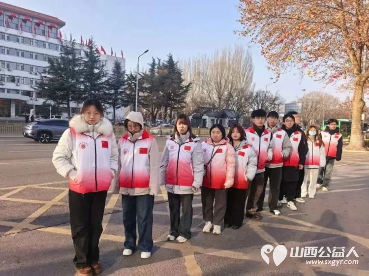 志愿同行暖人心文明出行启新篇----长治市正能量公益协会举行了文明出行志愿服务活动的启动仪式利用寒假黄金时期组织大学生志愿者为城市文明建设贡献力量 - 第11张 - 山西公益人 志愿同行暖人心文明出行启新篇----长治市正能量公益协会举行了文明出行志愿服务活动的启动仪式利用寒假黄金时期组织大学生志愿者为城市文明建设贡献力量 - 第11张