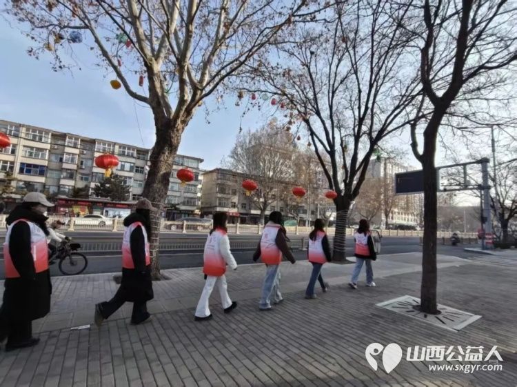 志愿同行暖人心文明出行启新篇----长治市正能量公益协会举行了文明出行志愿服务活动的启动仪式利用寒假黄金时期组织大学生志愿者为城市文明建设贡献力量 - 第8张 - 山西公益人 志愿同行暖人心文明出行启新篇----长治市正能量公益协会举行了文明出行志愿服务活动的启动仪式利用寒假黄金时期组织大学生志愿者为城市文明建设贡献力量 - 第8张