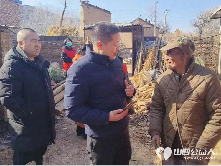 暖心行动微笑传递----忻州市增寿口腔花园街店走进龙兴、庄磨、阳坡、米家寨等村慰问困难家庭不仅送吃的还关心村民的牙齿 - 第5张 - 山西公益人 暖心行动微笑传递----忻州市增寿口腔花园街店走进龙兴、庄磨、阳坡、米家寨等村慰问困难家庭不仅送吃的还关心村民的牙齿 - 第5张