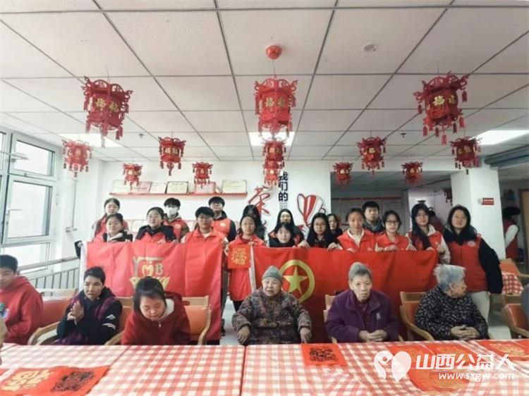 金福拓春情暖桑榆----介休市北关街道彦博路社区志愿者协会的志愿者们春节前如约而至开展了一场敬老拓印陪伴行动 - 第3张 - 山西公益人 金福拓春情暖桑榆----介休市北关街道彦博路社区志愿者协会的志愿者们春节前如约而至开展了一场敬老拓印陪伴行动 - 第3张