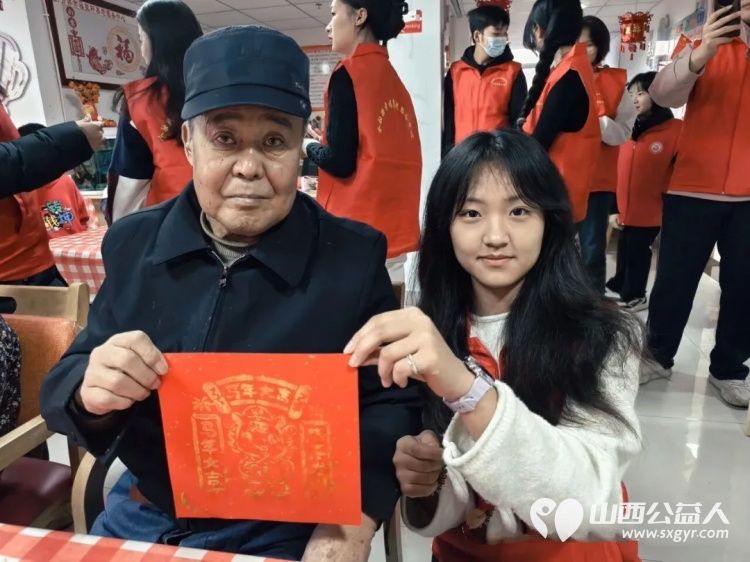 金福拓春情暖桑榆----介休市北关街道彦博路社区志愿者协会的志愿者们春节前如约而至开展了一场敬老拓印陪伴行动 - 第18张 - 山西公益人 金福拓春情暖桑榆----介休市北关街道彦博路社区志愿者协会的志愿者们春节前如约而至开展了一场敬老拓印陪伴行动 - 第18张