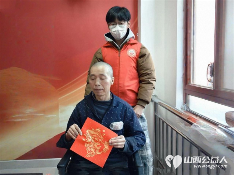 金福拓春情暖桑榆----介休市北关街道彦博路社区志愿者协会的志愿者们春节前如约而至开展了一场敬老拓印陪伴行动 - 第13张 - 山西公益人 金福拓春情暖桑榆----介休市北关街道彦博路社区志愿者协会的志愿者们春节前如约而至开展了一场敬老拓印陪伴行动 - 第13张