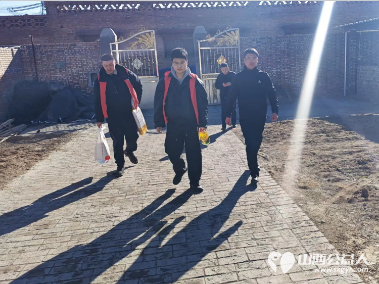 暖冬迎马年慰问传真情(2026六)介休市敬老协会2026年2月7日开展新春佳节走访慰问活动为老人送去党和政府的关怀以及社会爱心人士的关爱 - 第28张 - 山西公益人 暖冬迎马年慰问传真情(2026六)介休市敬老协会2026年2月7日开展新春佳节走访慰问活动为老人送去党和政府的关怀以及社会爱心人士的关爱 - 第28张