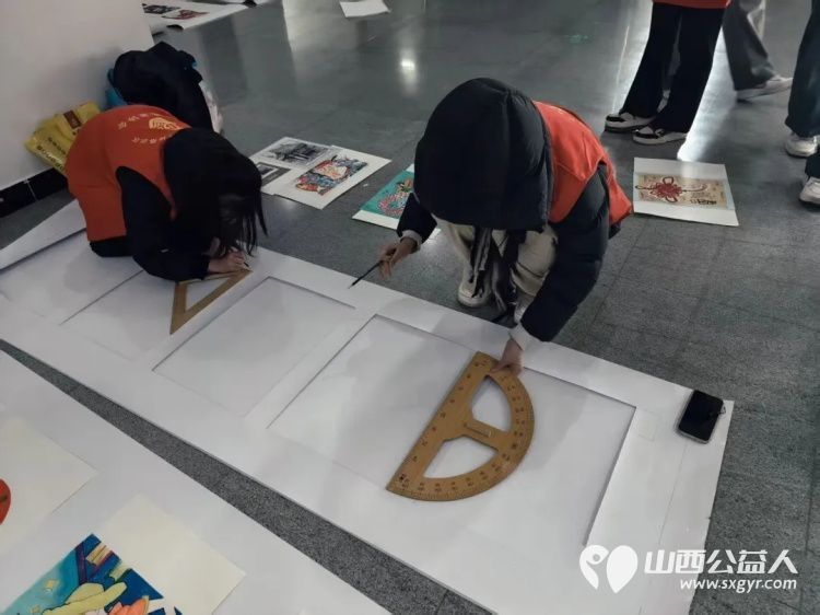 志愿筑梦童心传承 介休市彦博路社区志愿者协会大学生志愿者全力保障“融媒筑梦·星耀未来”少儿书画展顺利开展 - 第9张