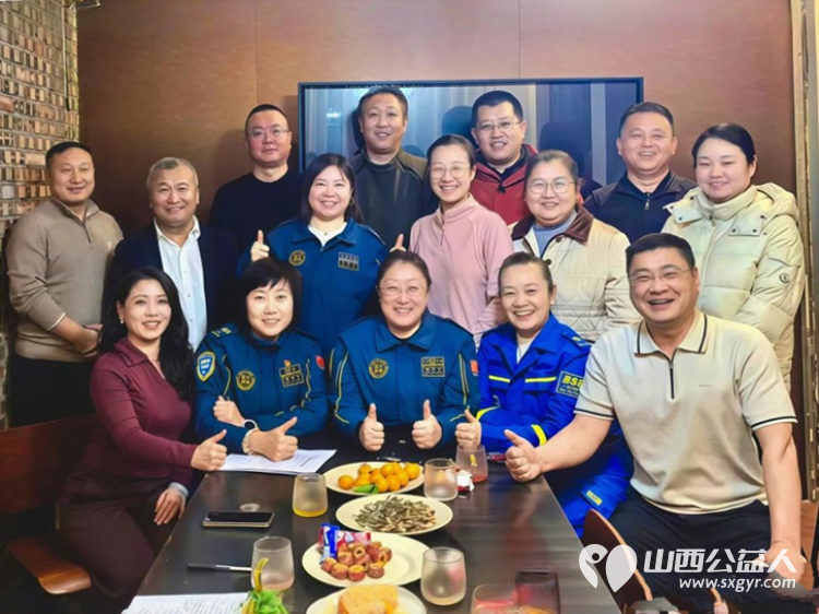 8年坚守暖到心坎吕梁蓝天救援队讲师团这场迎春茶话会藏着10+守护密码让安全之光照亮吕梁的每一个角落 - 第1张