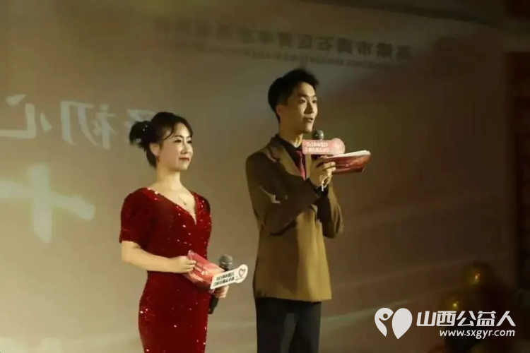 择初心为锚十七载爱在吕梁 吕梁市离石区青年志愿者协会2025年会圆满落幕十七载风雨兼程续写一城温暖华章共赴新岁公益之约 - 第37张 - 山西公益人 择初心为锚十七载爱在吕梁 吕梁市离石区青年志愿者协会2025年会圆满落幕十七载风雨兼程续写一城温暖华章共赴新岁公益之约 - 第37张