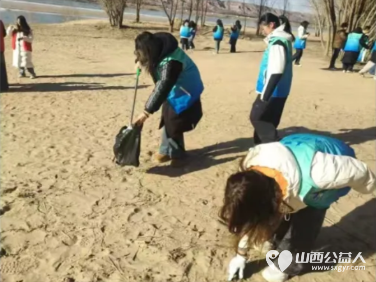 美丽中国·我是行动者|共青团河曲县委联合黄河谣生态环境公益协会开展“河我一起 保护母亲河”行动 - 第3张
