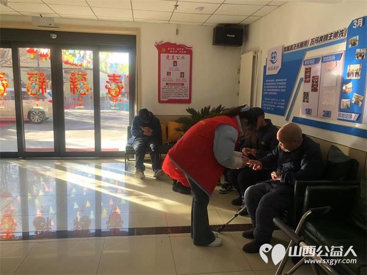 浓浓敬老情情暖夕阳红 长治市阳光困境儿童帮扶协会组织志愿者走进下行养老院开展志愿服务活动 - 第9张 - 山西公益人 浓浓敬老情情暖夕阳红 长治市阳光困境儿童帮扶协会组织志愿者走进下行养老院开展志愿服务活动 - 第9张