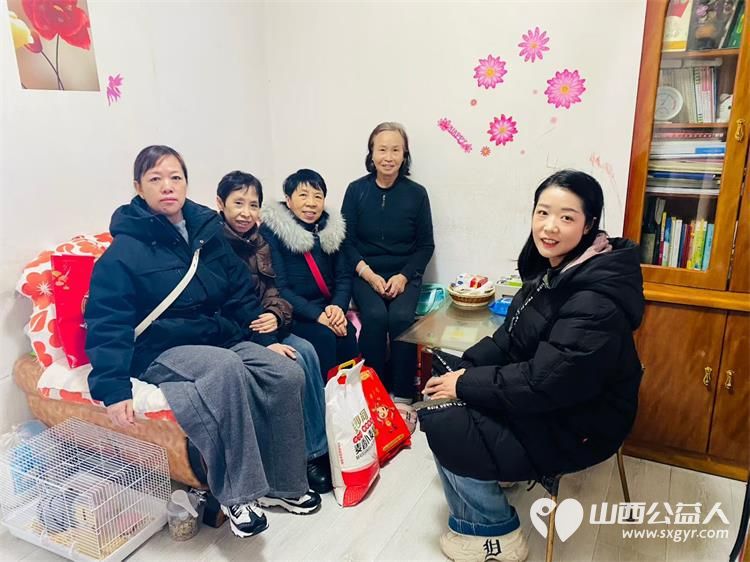 太原市烛光志愿服务中心携手爱心企业组织志愿者开展阳光陪伴入户慰问行动走进特殊家庭送上贴心关怀与新春祝福 - 第7张 - 山西公益人 太原市烛光志愿服务中心携手爱心企业组织志愿者开展阳光陪伴入户慰问行动走进特殊家庭送上贴心关怀与新春祝福 - 第7张