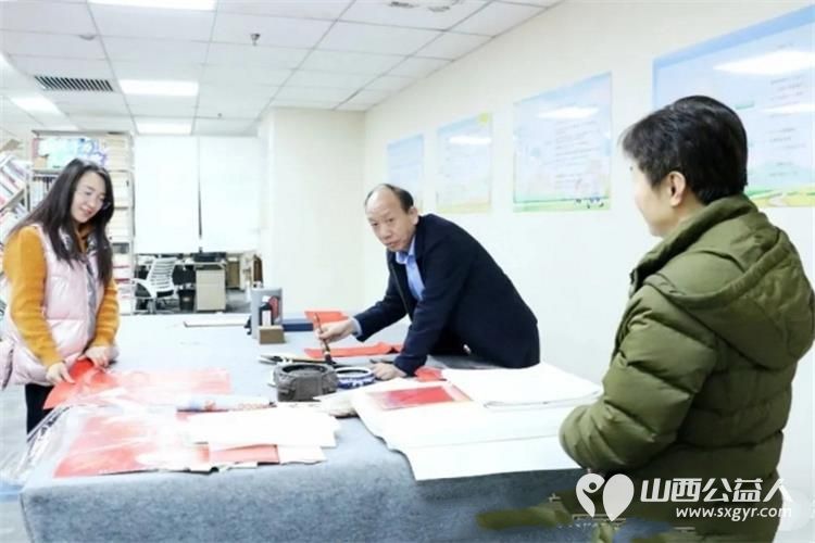 翰墨飘香迎新春党建送福暖人心----太原市生活方式医学学会党支部开展“迎新春·送春联·暖会员”主题活动向会员们送上了温馨的新春问候与健康祝福 - 第6张 - 山西公益人 翰墨飘香迎新春党建送福暖人心----太原市生活方式医学学会党支部开展“迎新春·送春联·暖会员”主题活动向会员们送上了温馨的新春问候与健康祝福 - 第6张