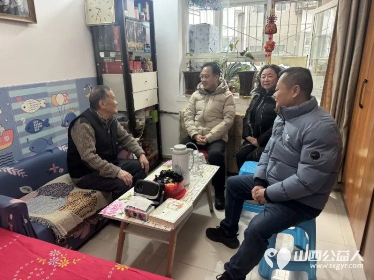 小年送暖情系桑榆 致敬前辈薪火相传——山西省话剧院领导班子走访慰问退休老领导与高龄离退休老干部 - 第9张 - 山西公益人 小年送暖情系桑榆 致敬前辈薪火相传——山西省话剧院领导班子走访慰问退休老领导与高龄离退休老干部 - 第9张