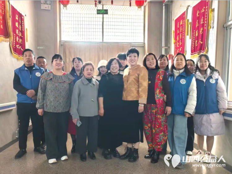 春节陪老人过年是一种幸福 长治市小雨点公益志愿者协会选择在这一天来到潞州区黄碾镇故南敬老院开展了一场温馨的敬老活动 - 第8张 - 山西公益人 春节陪老人过年是一种幸福 长治市小雨点公益志愿者协会选择在这一天来到潞州区黄碾镇故南敬老院开展了一场温馨的敬老活动 - 第8张