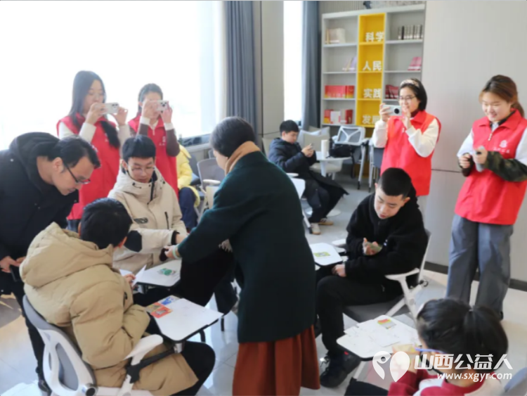 返家乡志愿行----太原市古交市众熙公益协会青年志愿者开展青春助力伙伴计划暖心守护童心成长深耕儿童服务传递公益温暖让志愿之花在古交持续绽放 - 第4张 - 山西公益人 返家乡志愿行----太原市古交市众熙公益协会青年志愿者开展青春助力伙伴计划暖心守护童心成长深耕儿童服务传递公益温暖让志愿之花在古交持续绽放 - 第4张