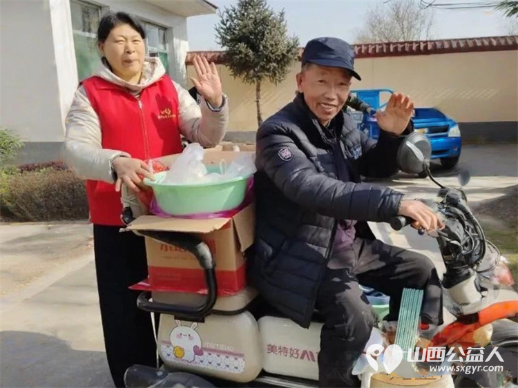 讲忻州故事传秀容美名----忻州爱心公益协会春节慰问忻府区白石村于条沟村和富庄村15户困境家庭的暖心年礼春节食物和现金 - 第23张 - 山西公益人 讲忻州故事传秀容美名----忻州爱心公益协会春节慰问忻府区白石村于条沟村和富庄村15户困境家庭的暖心年礼春节食物和现金 - 第23张